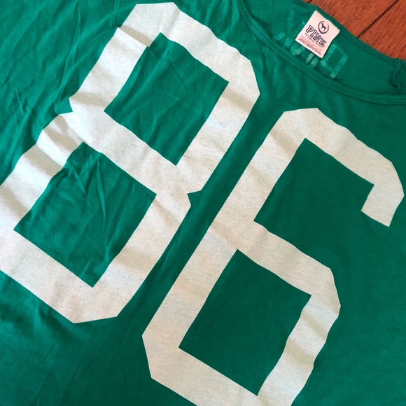 PINK Victoria's Secret Tops - Cute batwing PINK top